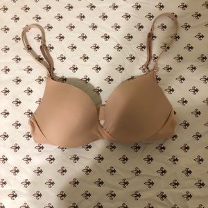 NEW Nude Victoria’s Secret bra